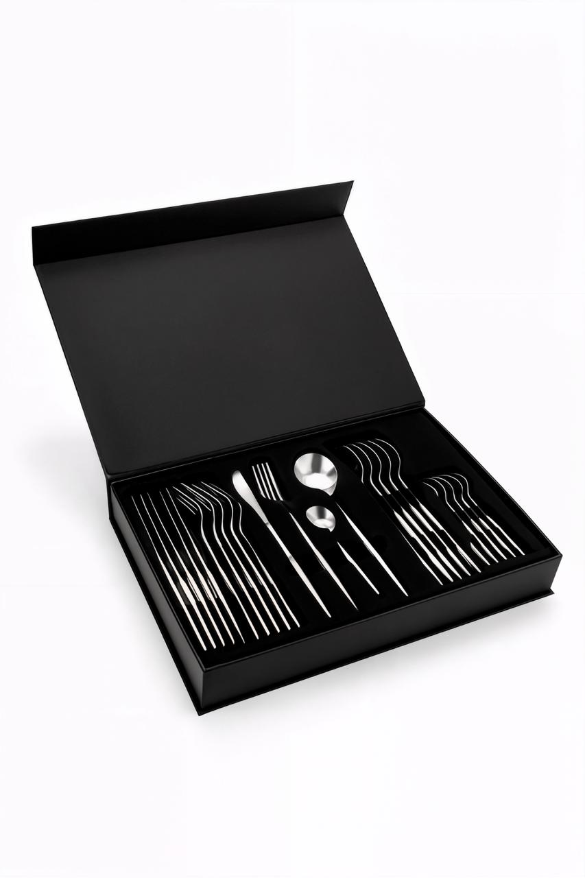 Steinless Steel 24 piece Cutlery Set